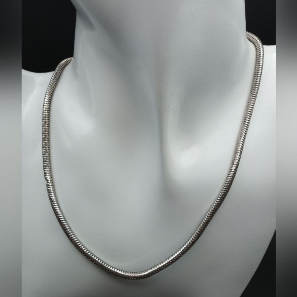 Estate snake chain necklace N332